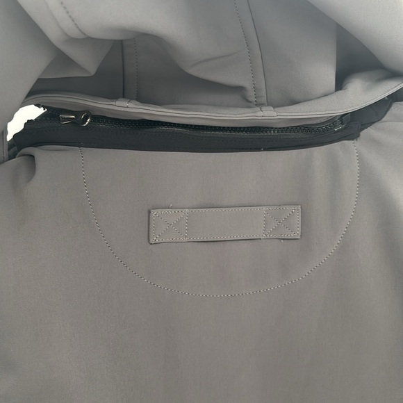 Duluth Trading Co mens Black Hills Softshell Work Jacket Size 3XL - Picture 3 of 6